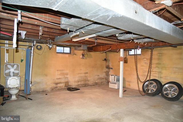 2637 HELEN ST, Allentown, PA 18104