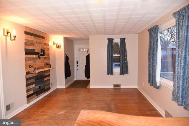 2637 HELEN ST, Allentown, PA 18104