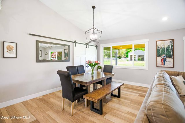 7464 N 4th Street, Dalton Gardens, ID 83815