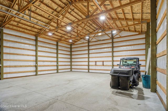 7464 N 4th Street, Dalton Gardens, ID 83815