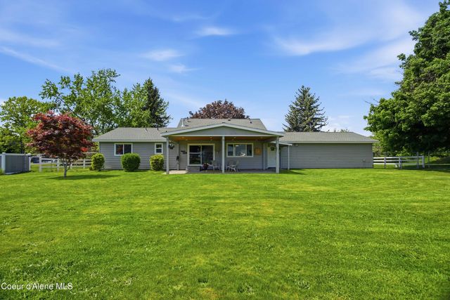 7464 N 4th Street, Dalton Gardens, ID 83815
