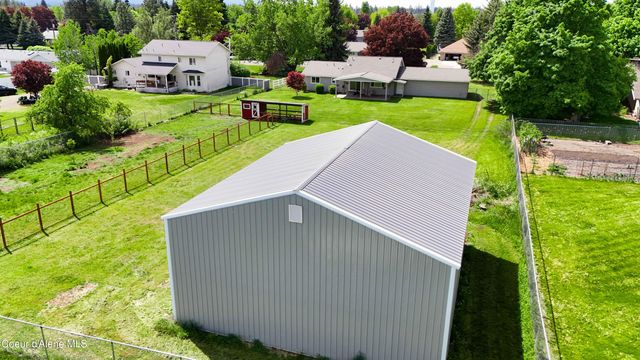 7464 N 4th Street, Dalton Gardens, ID 83815