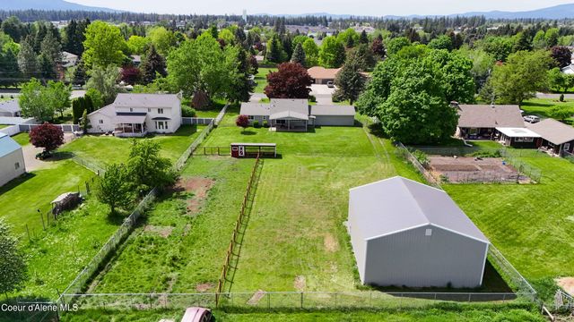 7464 N 4th Street, Dalton Gardens, ID 83815