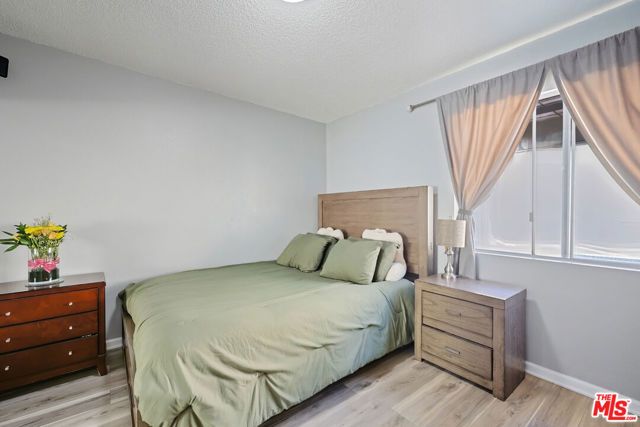 7422 Hazeltine Avenue 3, Van Nuys (los Angeles), CA 91405