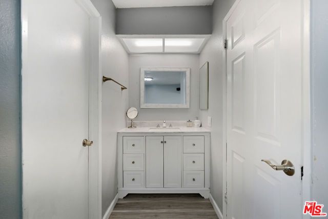 7422 Hazeltine Avenue 3, Van Nuys (los Angeles), CA 91405