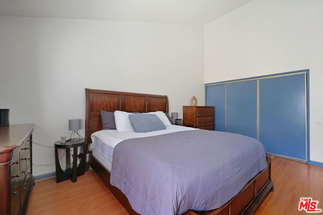 7422 Hazeltine Avenue 3, Van Nuys (los Angeles), CA 91405