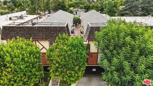 7422 Hazeltine Avenue 3, Van Nuys (los Angeles), CA 91405