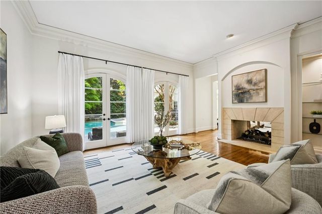 82 Blackland Road NW, Atlanta, GA 30342