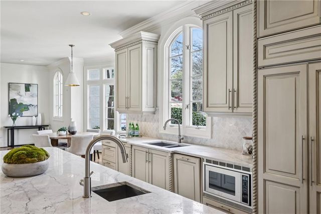 82 Blackland Road NW, Atlanta, GA 30342