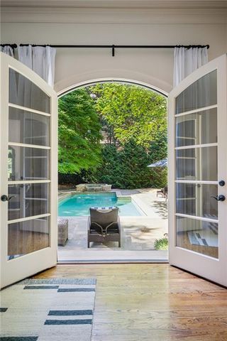 82 Blackland Road NW, Atlanta, GA 30342