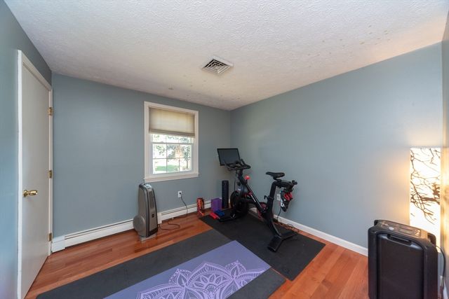 140 Bayberry Cir, Bridgewater, MA 02324