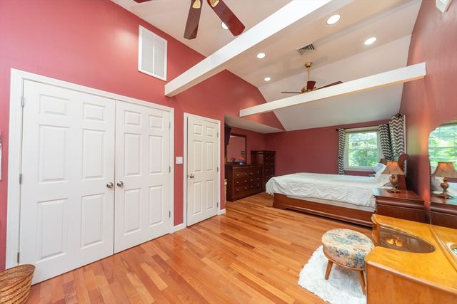 140 Bayberry Cir, Bridgewater, MA 02324