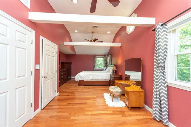 140 Bayberry Cir, Bridgewater, MA 02324