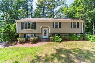 140 Bayberry Cir, Bridgewater, MA 02324