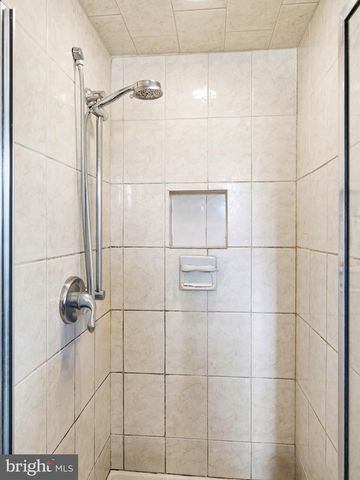 126 LIPIZZAN RD, Sewell, NJ 08080