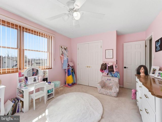 126 LIPIZZAN RD, Sewell, NJ 08080