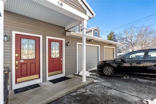 18 Pond Court C, North Providence, RI 02904