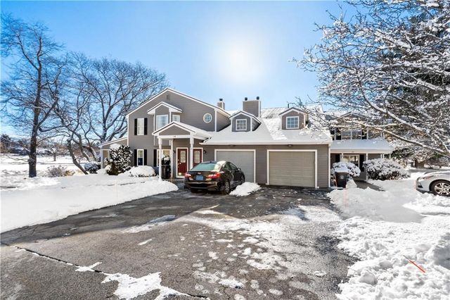 18 Pond Court C, North Providence, RI 02904