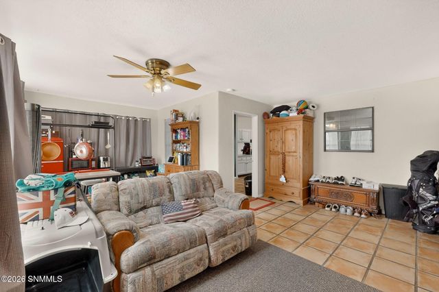 4136 E Winchester Road, Las Cruces, NM 88011