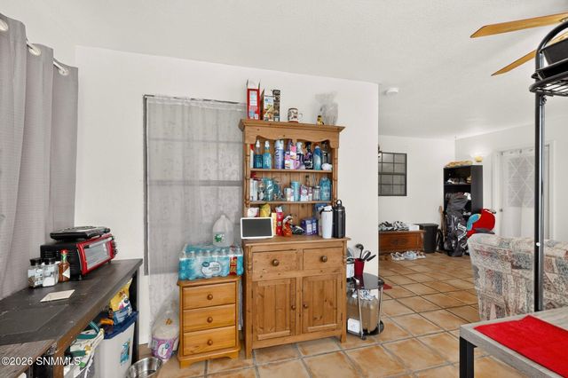 4136 E Winchester Road, Las Cruces, NM 88011