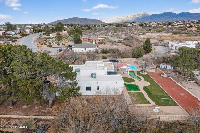 4136 E Winchester Road, Las Cruces, NM 88011