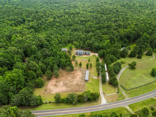 1309 Kings Gap Road, Hamilton, GA 31811