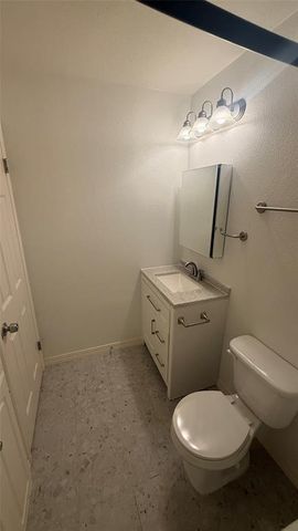 500 E Riverside DR 132, Austin, TX 78704
