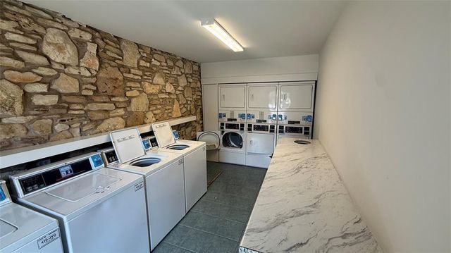 500 E Riverside DR 132, Austin, TX 78704