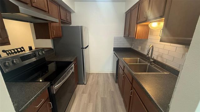 500 E Riverside DR 132, Austin, TX 78704