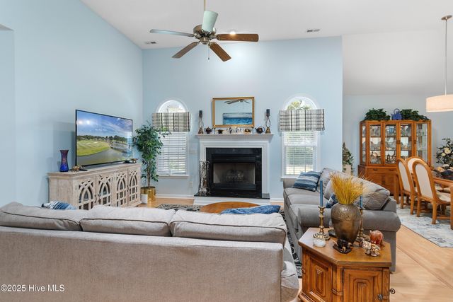 9113 Twin Bay Court NW, Calabash, NC 28467