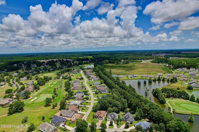 9113 Twin Bay Court NW, Calabash, NC 28467