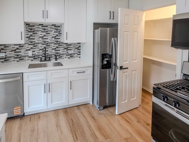 25 Illinois Avenue M1, Schaumburg, IL 60193