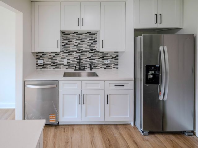 25 Illinois Avenue M1, Schaumburg, IL 60193