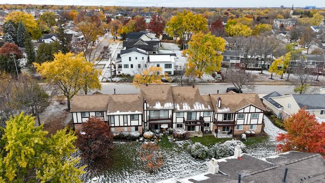 25 Illinois Avenue M1, Schaumburg, IL 60193