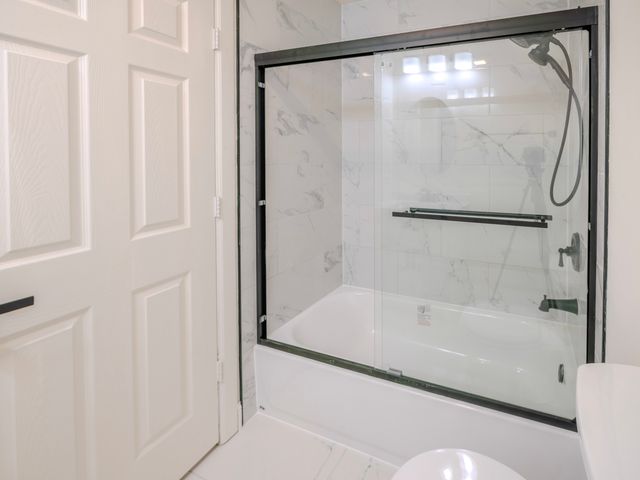 25 Illinois Avenue M1, Schaumburg, IL 60193