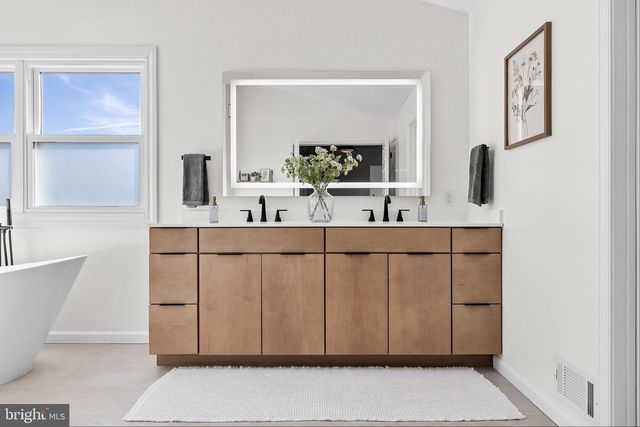 54 MANCHESTER, Mount Holly, NJ 08060