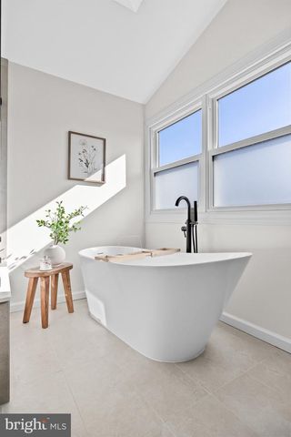 54 MANCHESTER, Mount Holly, NJ 08060