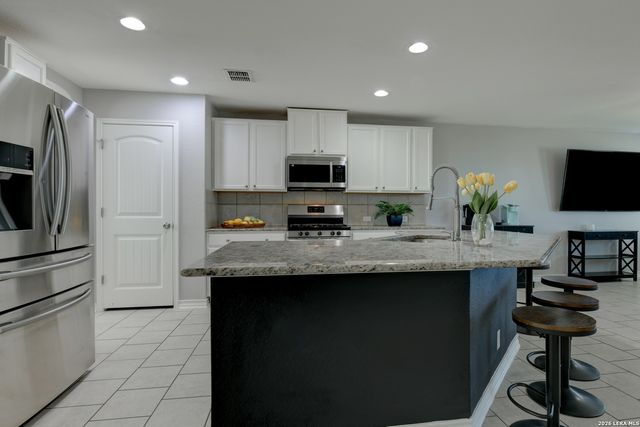9019 Mustang Pass, San Antonio, TX 78254