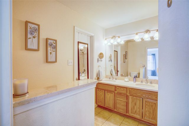 8729 Lake Meadows Lane, Fort Worth, TX 76053