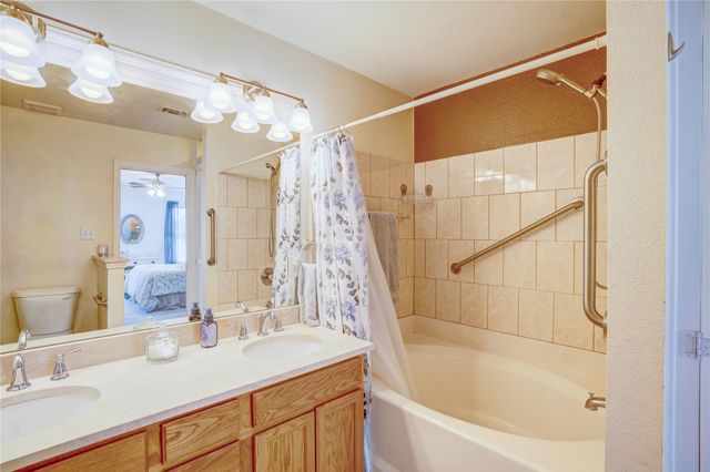 8729 Lake Meadows Lane, Fort Worth, TX 76053