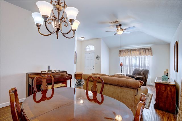 8729 Lake Meadows Lane, Fort Worth, TX 76053