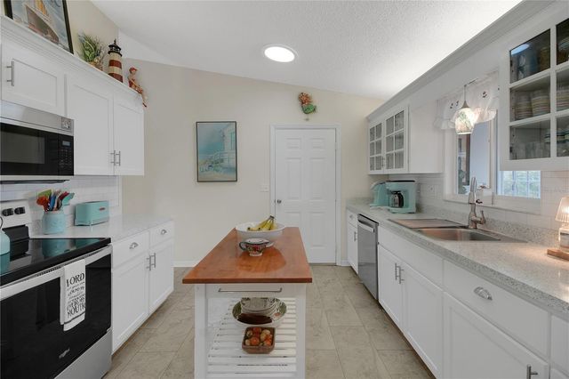 10608 SE 174TH LOOP, Summerfield, FL 34491