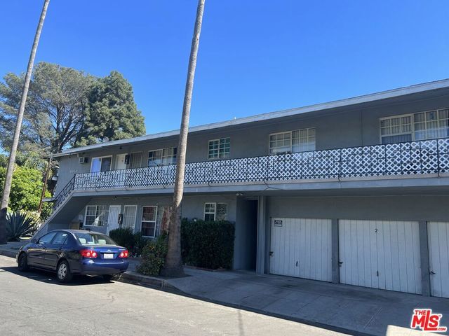 6054 Farmdale Avenue 6, North Hollywood, CA 91606