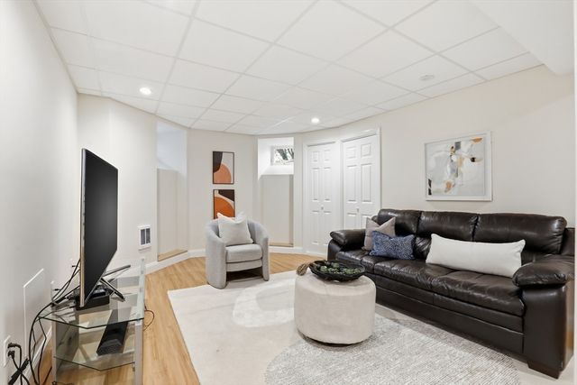 216 Highland Avenue, Winchester, MA 01890