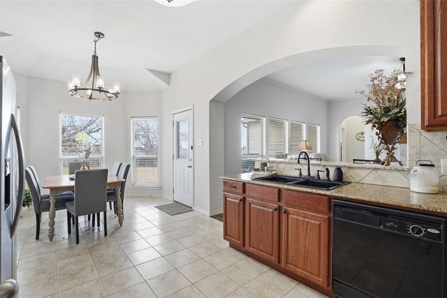 1905 Bay Laurel Drive, Weatherford, TX 76086