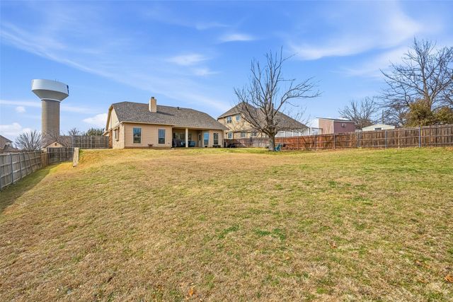1905 Bay Laurel Drive, Weatherford, TX 76086