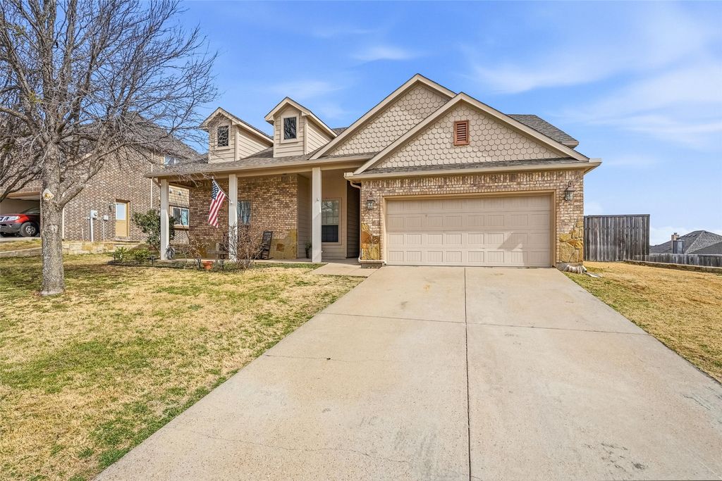 1905 Bay Laurel Drive, Weatherford, TX 76086