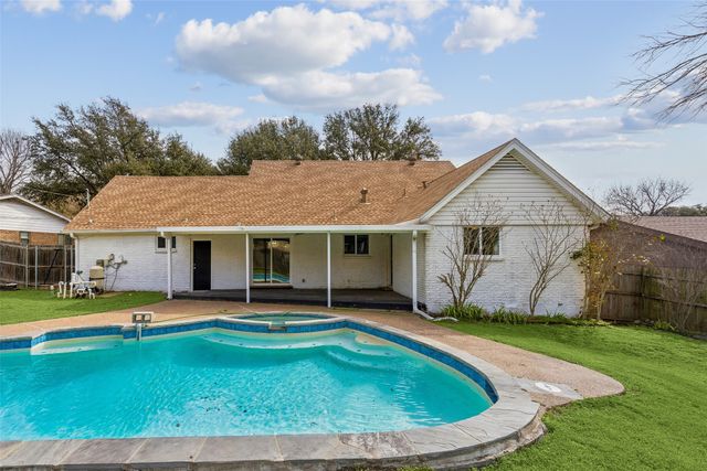 8336 Tucson Trail, Fort Worth, TX 76116