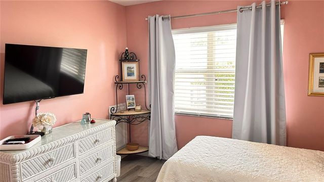 433 CERROMAR LANE 331, Venice, FL 34293