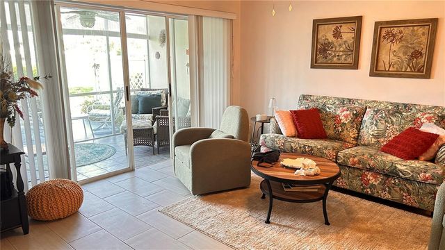 433 CERROMAR LANE 331, Venice, FL 34293